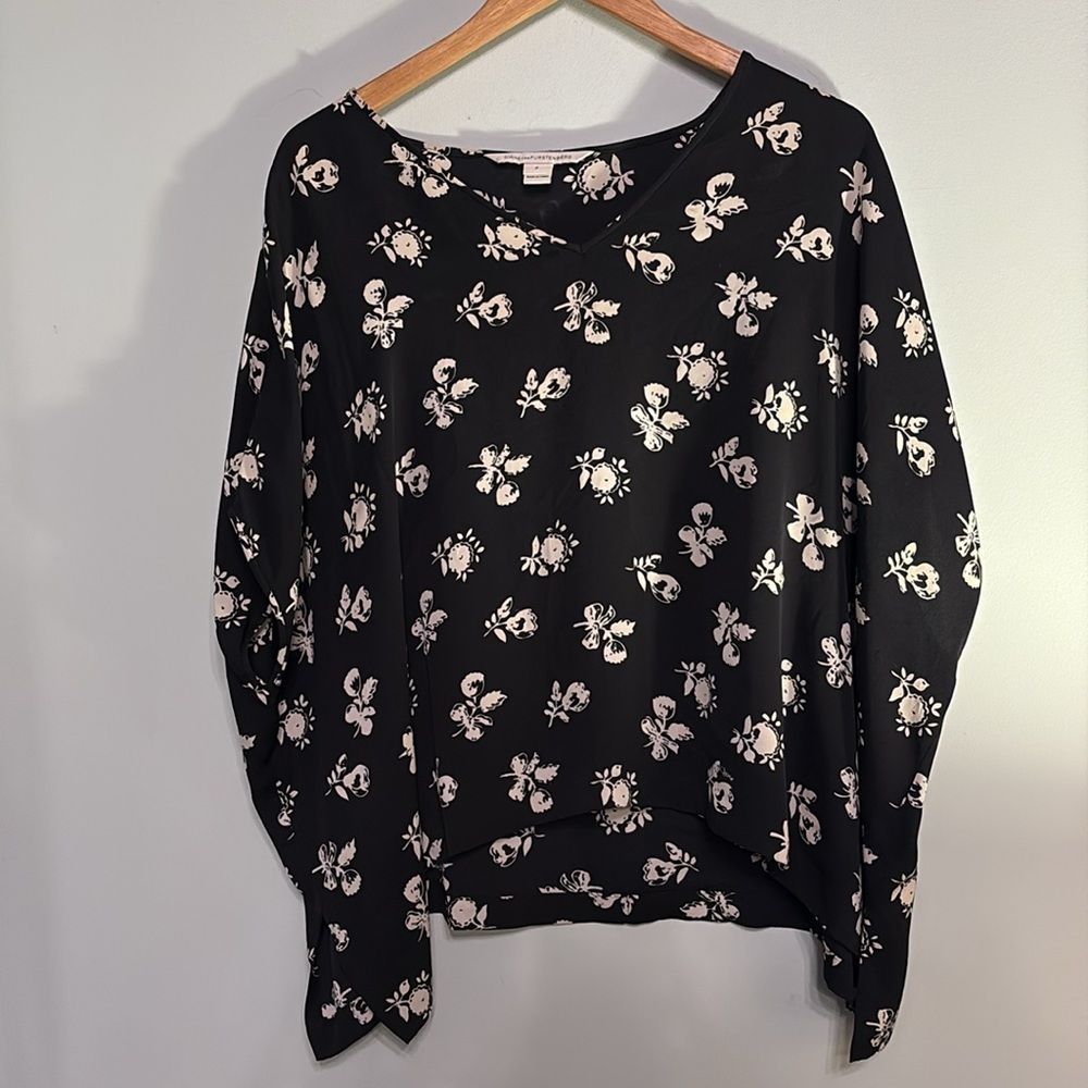 Diane Von Furstenberg Adria Silk Floral Top Size P